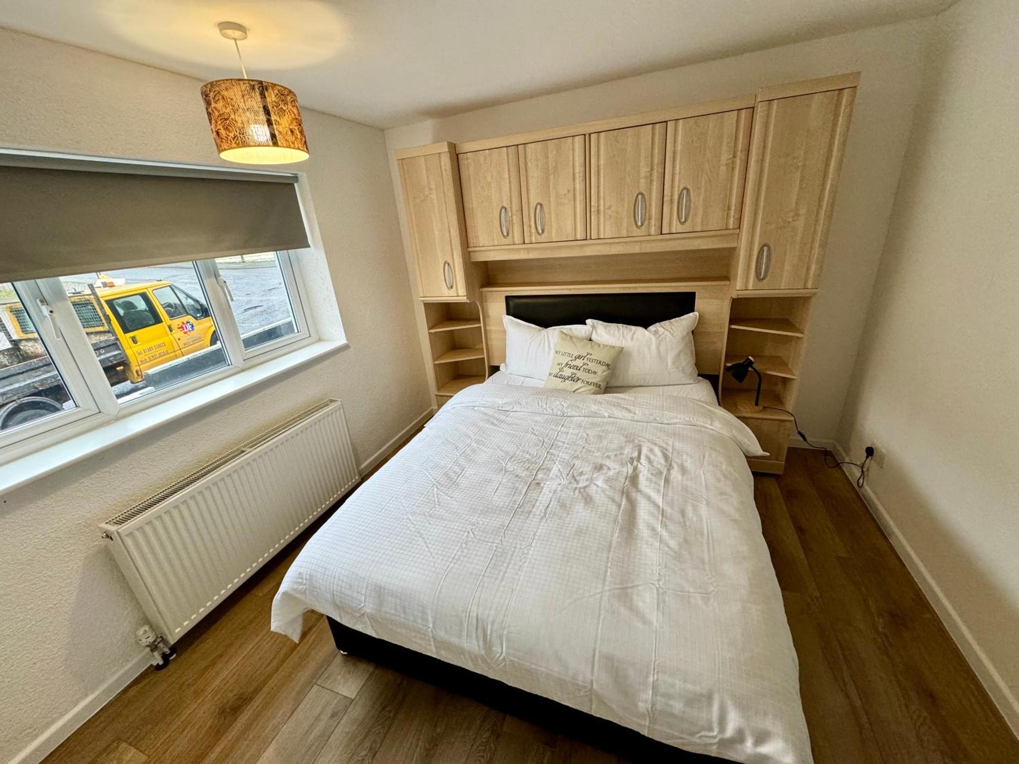 Florina S House 4 Bedrooms Villa Rugeley Zewnętrze zdjęcie