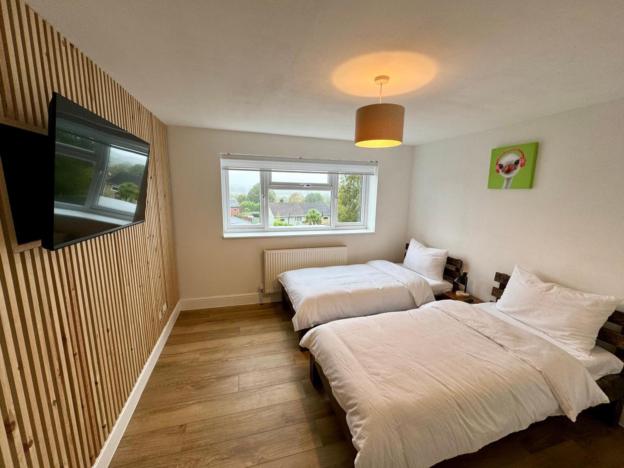 Florina S House 4 Bedrooms Villa Rugeley Zewnętrze zdjęcie